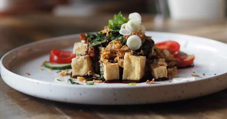 Tahu Ketoprak – Indonesische lauwwarme salade (vegan)